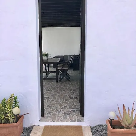 Miriam Βίλα Tinajo