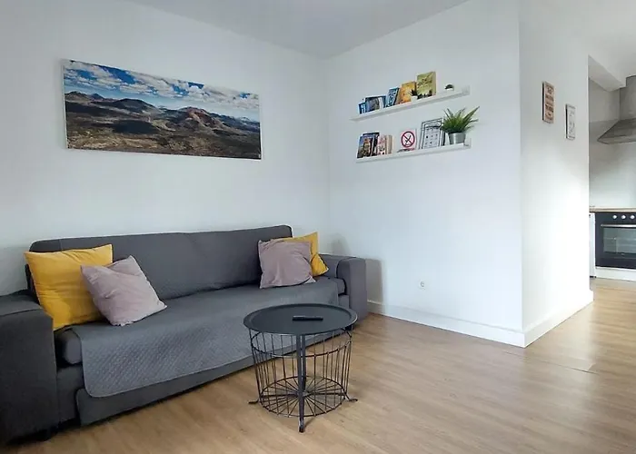 Miriam וילה טינאחו